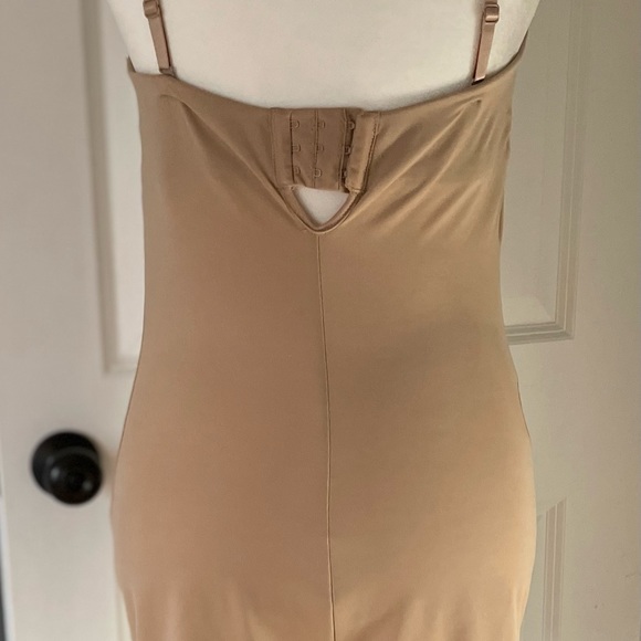 Maidenform Flexees Instant Slimmer - Picture 2 of 5